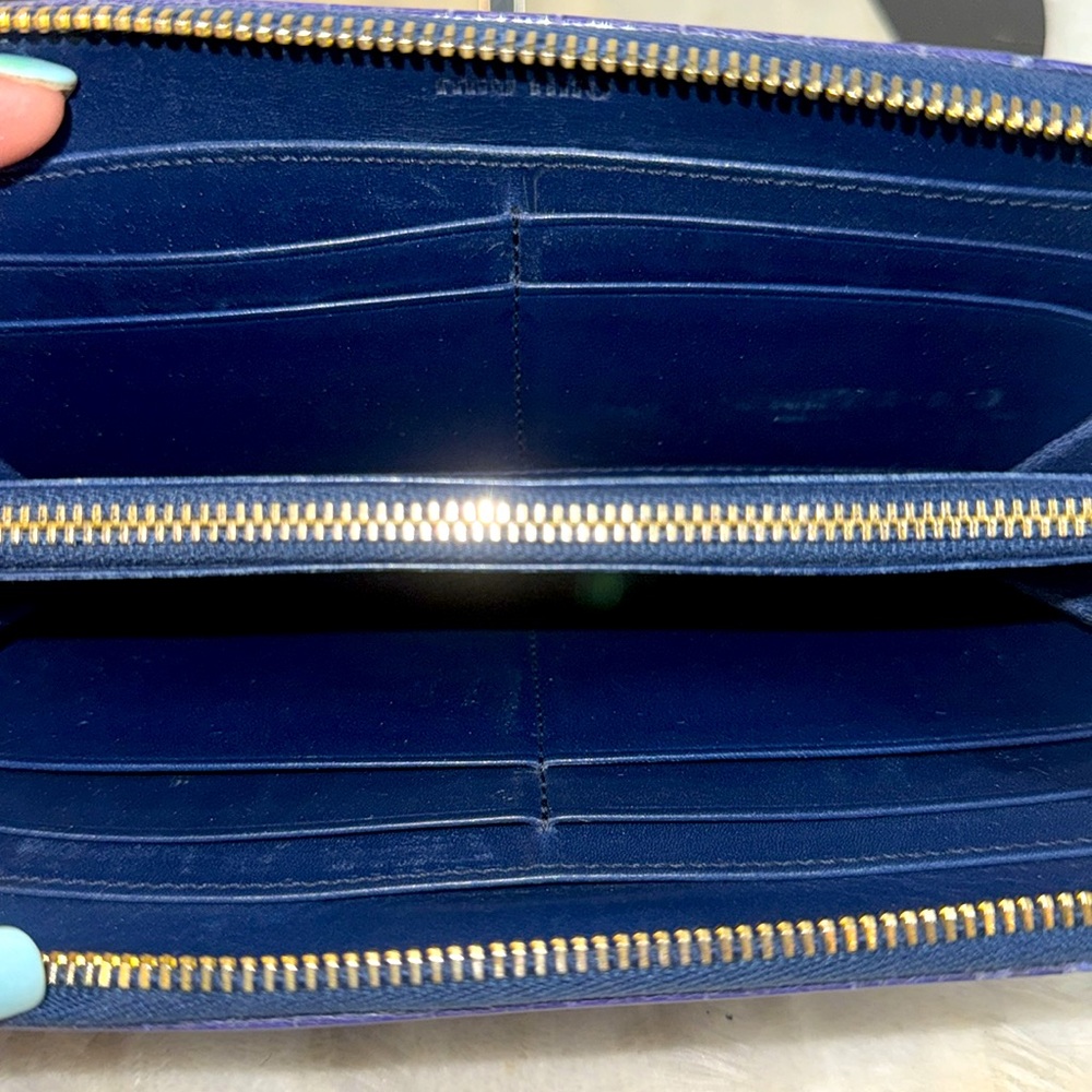 Miu Miu Croc Embossed Leather Zip Around Continental Wallet with COA - Picture 8 of 13